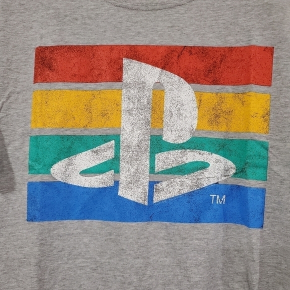 NWOT Gray Short Sleeve Playstation Graphic T- Shirt Size Small - Picture 2 of 8